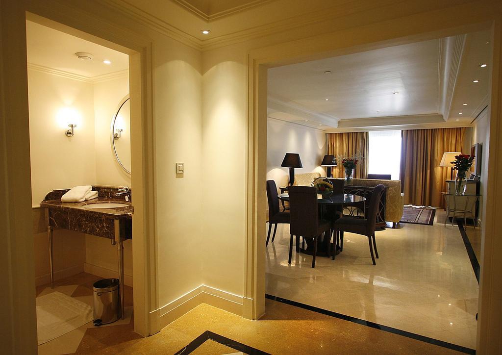 L' Amphitrite Palace Beach Resort & Spa Skhirat Buitenkant foto