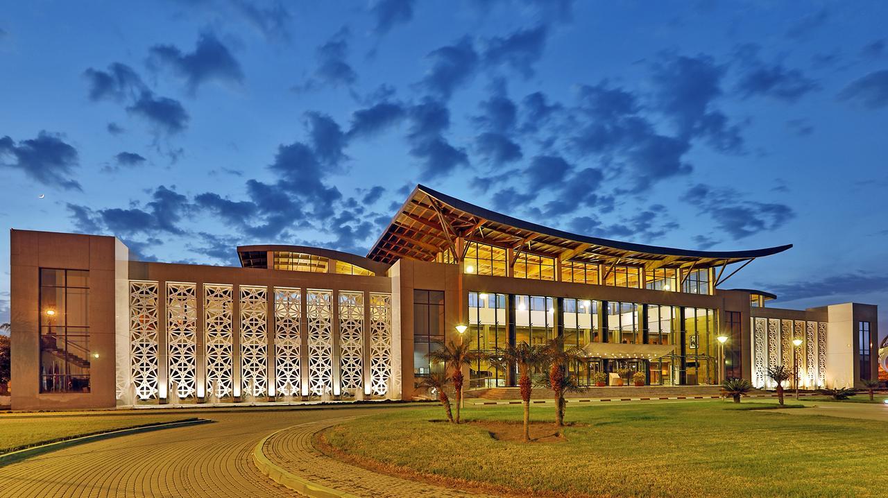 L' Amphitrite Palace Beach Resort & Spa Skhirat Buitenkant foto