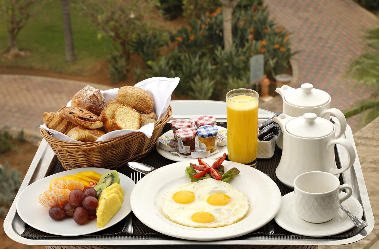 L' Amphitrite Palace Beach Resort & Spa Skhirat Buitenkant foto